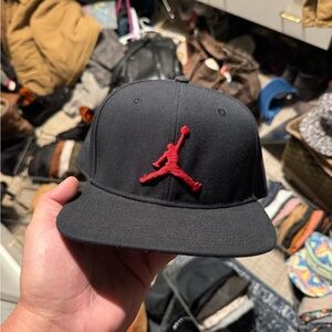 Jordan Jump Man SnapBack hat black/red Nike